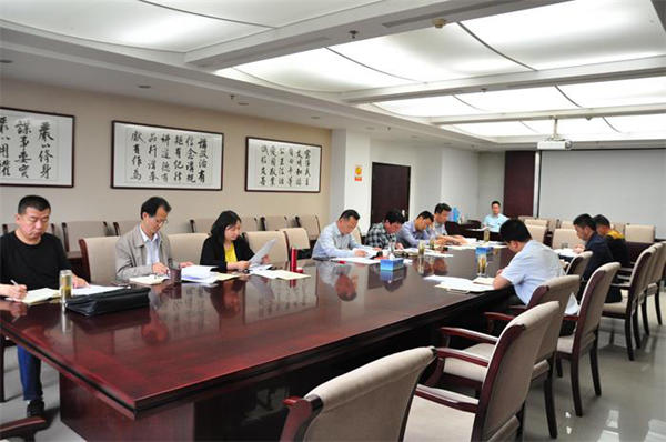 县政府党组中心组第4次学习_600.jpg