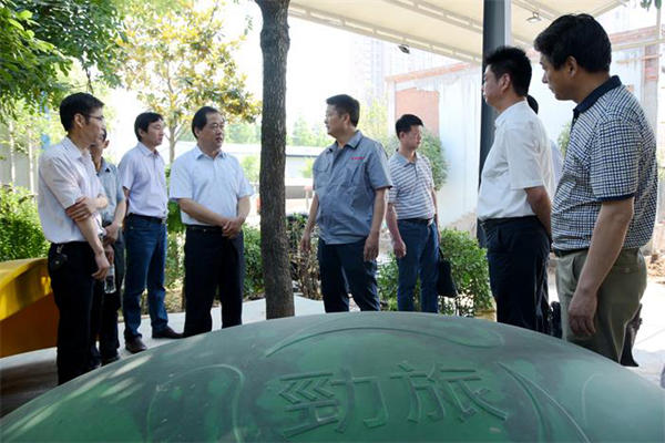 万瑞健调研工业企业600.jpg