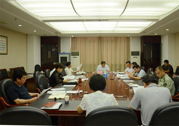 万瑞健中心组学习_副本.jpg