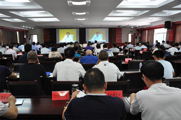 电视电话会_副本.jpg