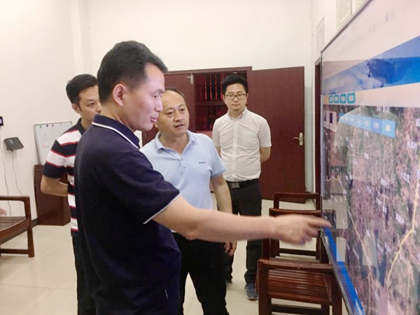 CpYIomC4IxiAFashAADVsYS3d2g270.jpg CpYIomC4IxiAFashAADVsYS3d2g270.jpg