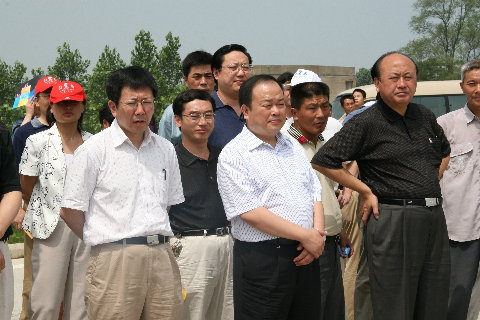 市委书记,市人大常委会主任汪国才在点评定远县招商引资和新农村